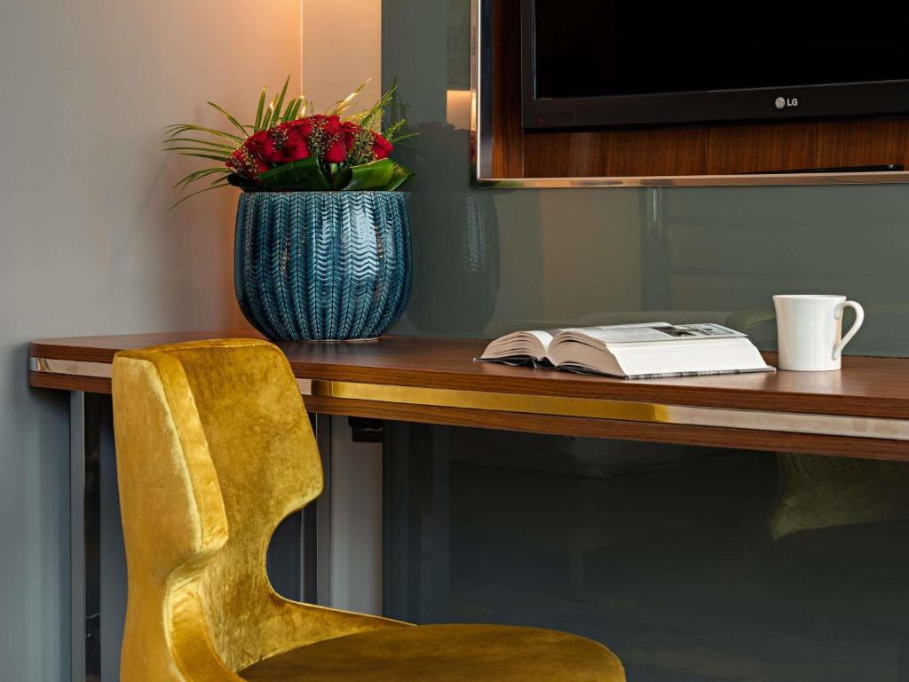The Artisan Istanbul MGallery Room Type - Deluxe Room Twin Beds