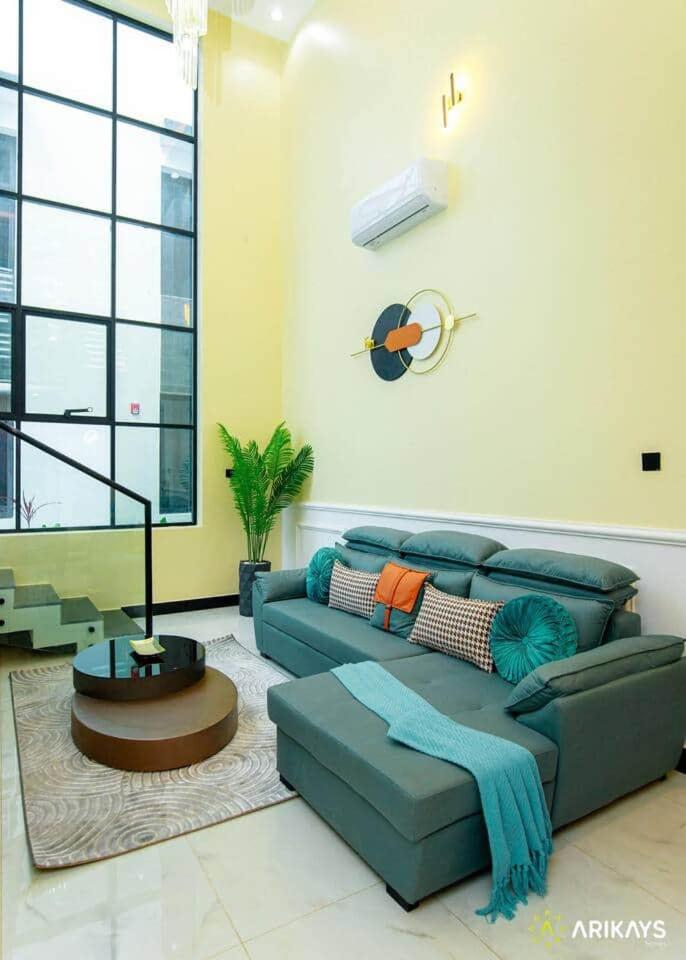New Modern Bliss apt- 3Bdrm w/pool- gym-hottub - Tap to explore photos