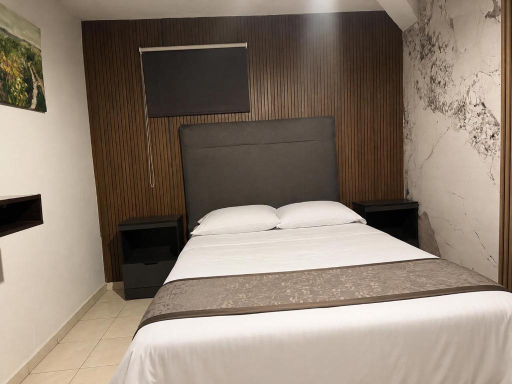 El Hostalito Hospedaje Room Type - Standard Double Room with Shared Bathroom