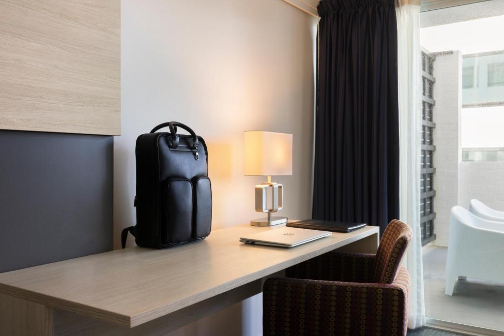Best Western Plus Hotel Lord Forrest - Tap to explore photos