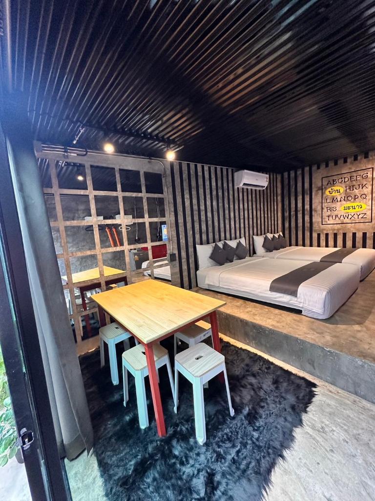 บ้านมะนาวรีสอร์ท เกาะล้าน - Tap to explore photos