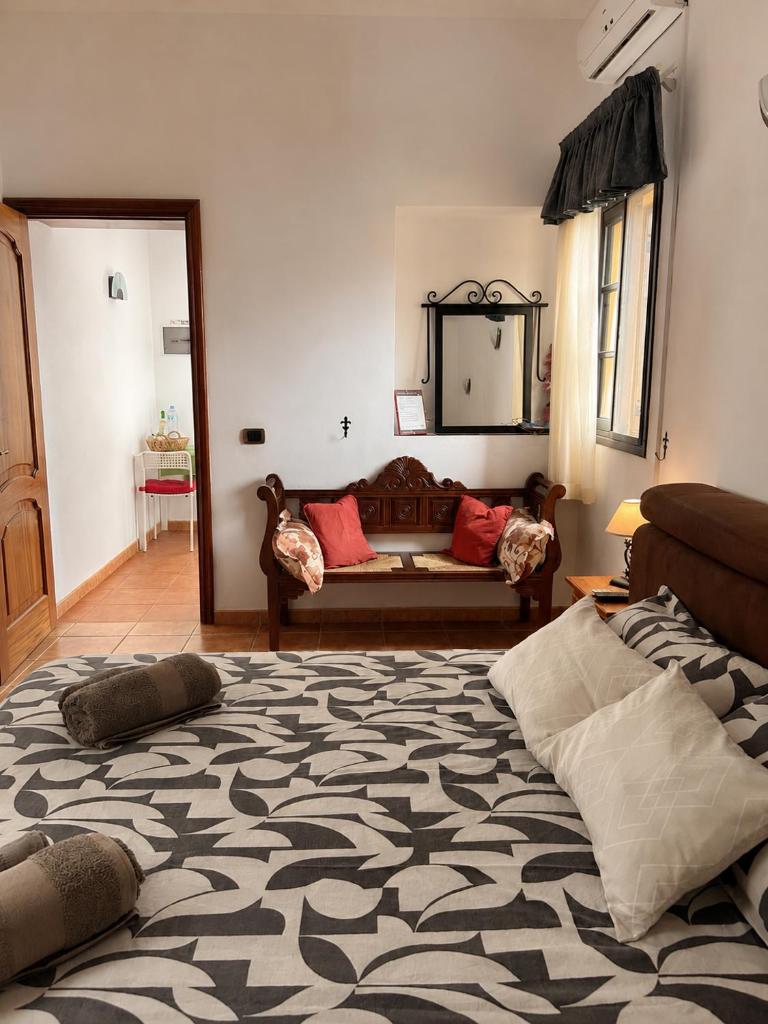 Casa Enos - Ocean view Apartments Tenerife South - Tap to explore photos