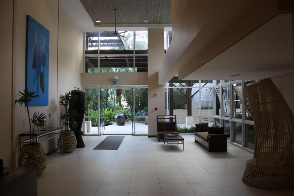 Unit 507 Pico De Loro