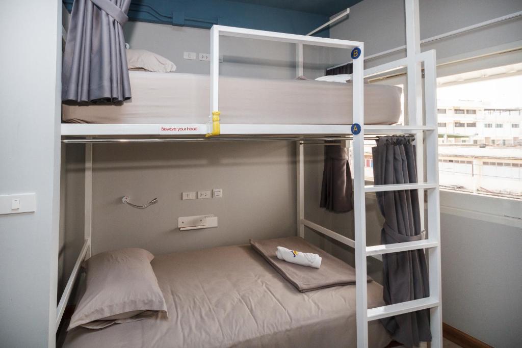 The Moon Hostel Hua Hin Room Type - Bunk Bed in Female Dormitory Room  