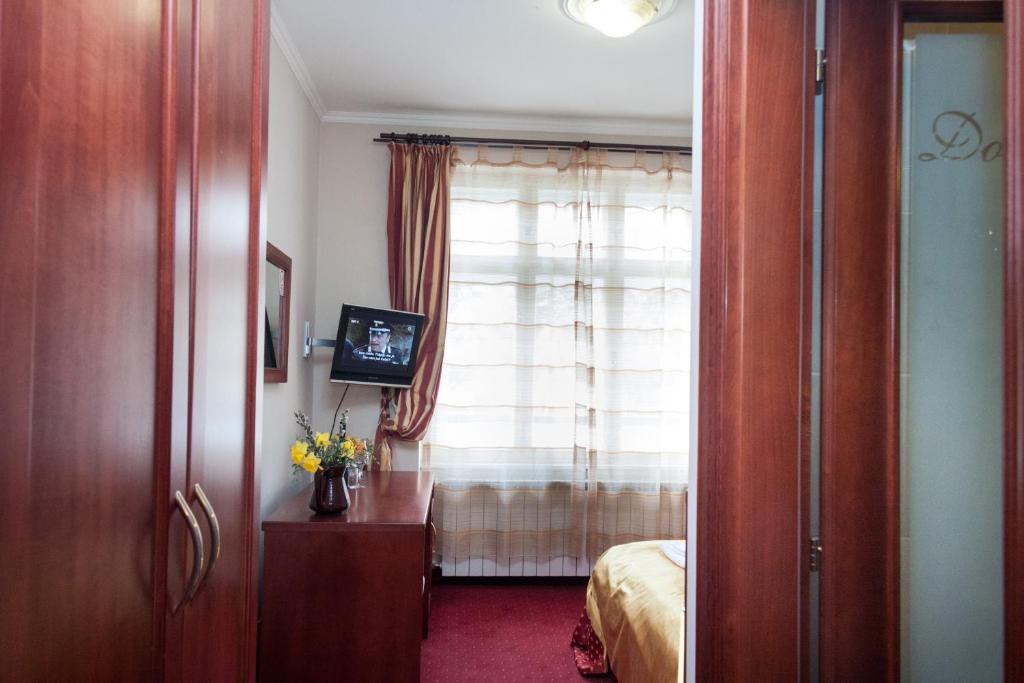 Одноместный (Улучшенный одноместный номер с террасой), Hotel Domino