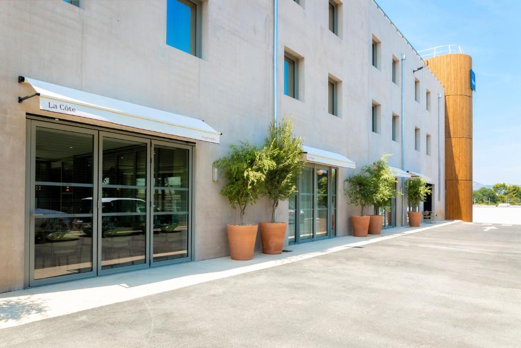 TULIP Hotels & Residences - Marseille Aubagne, Aubagne