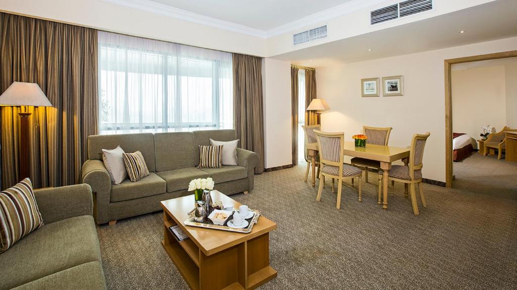 Сьюит (Люкс), Отель City Seasons Hotel Dubai
