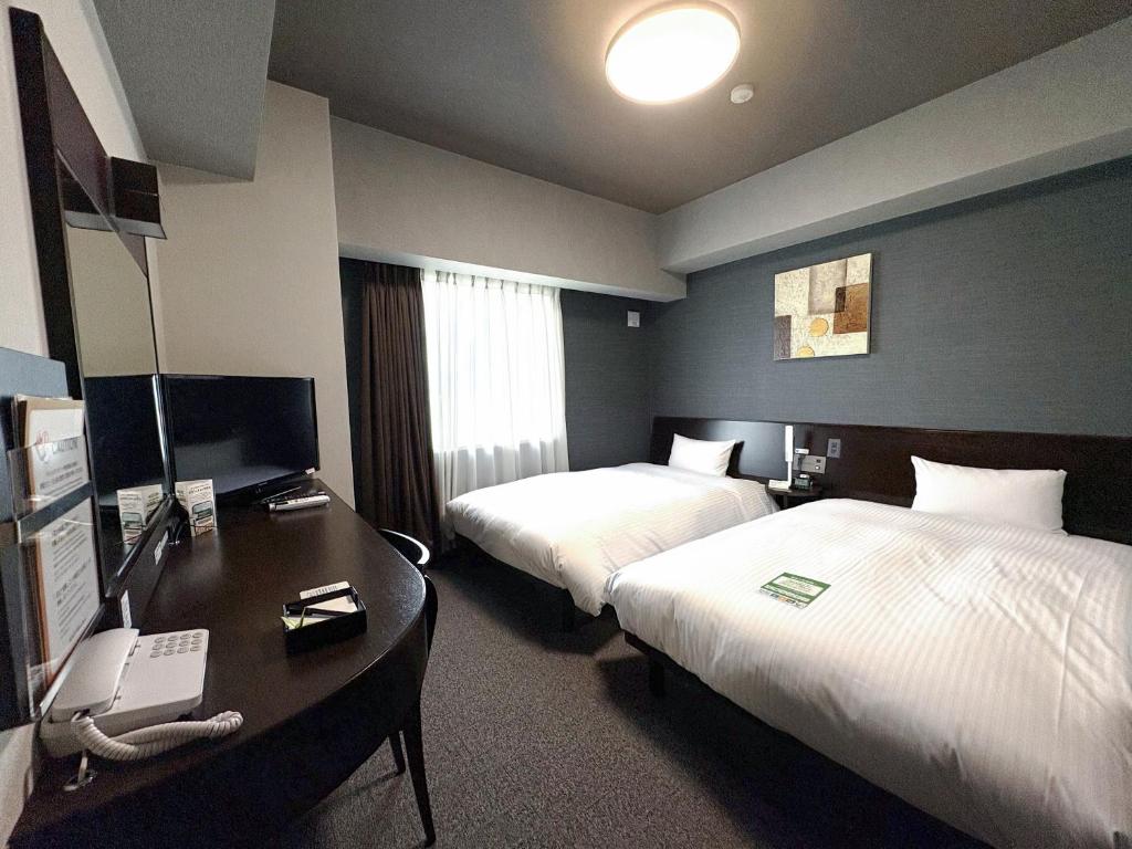 Hotel Route Inn Utsunomiya Miyukicho - Tap to explore photos