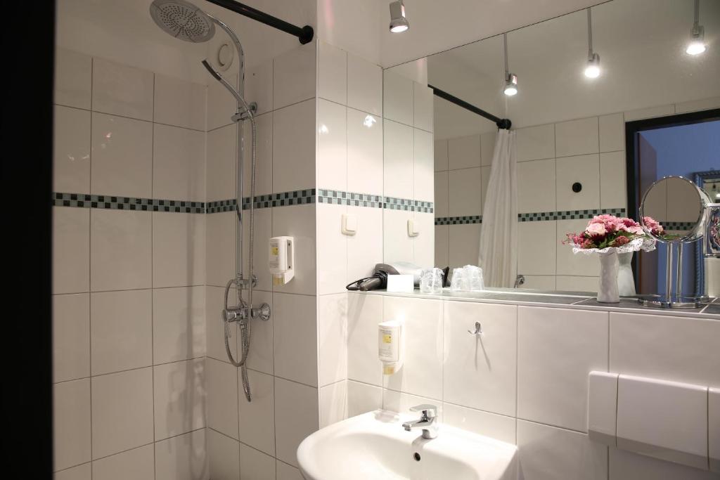 Best Western Spreewald - Tap to explore photos