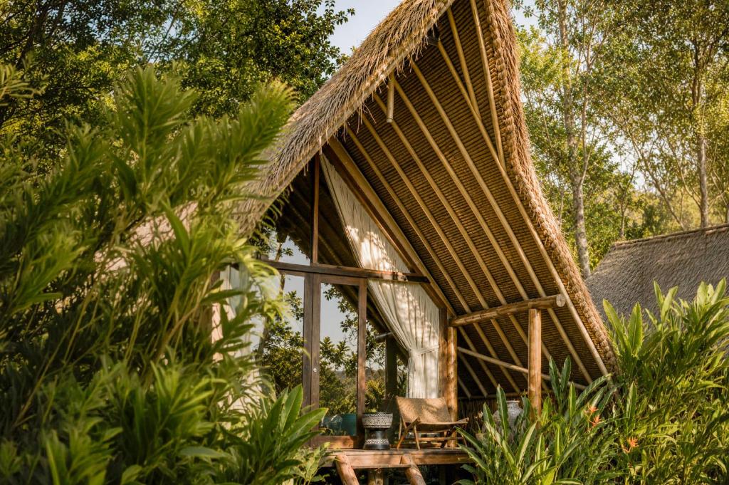 Kirana Retreat - Beach Front Resort