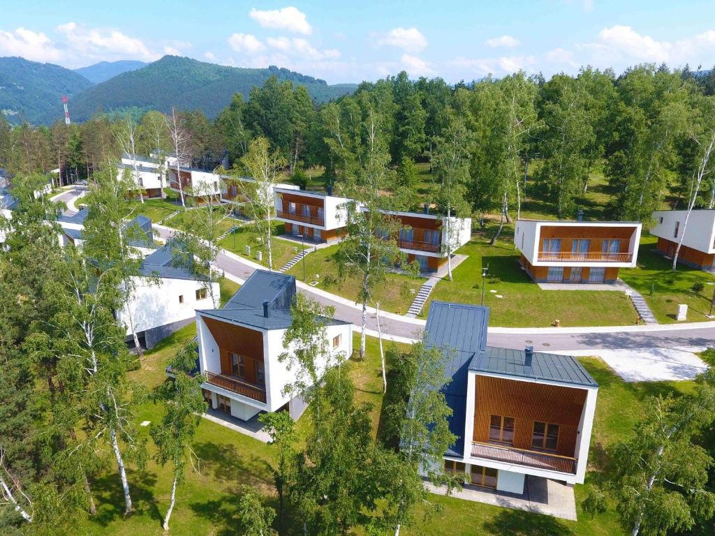 Tarcin Forest Resort and Spa Sarajevo MGallery by Sofitel Room Type - Deluxe Villa with Balcony