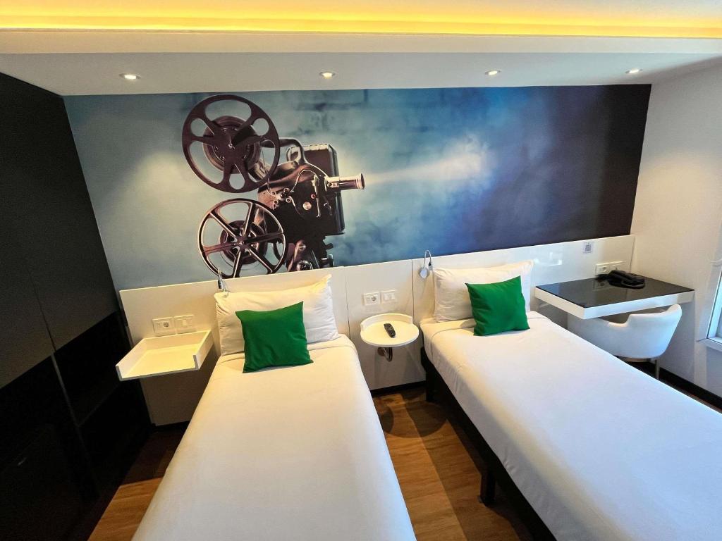 ibis styles Montevideo Biarritz Hotel Room Type - Standard Twin Room