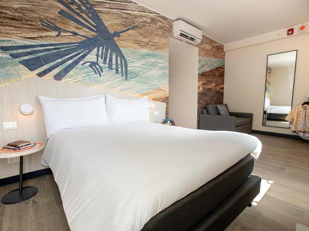 ibis Styles Lima Benavides Miraflores Hotel Room Type - Queen Room - Disability Access