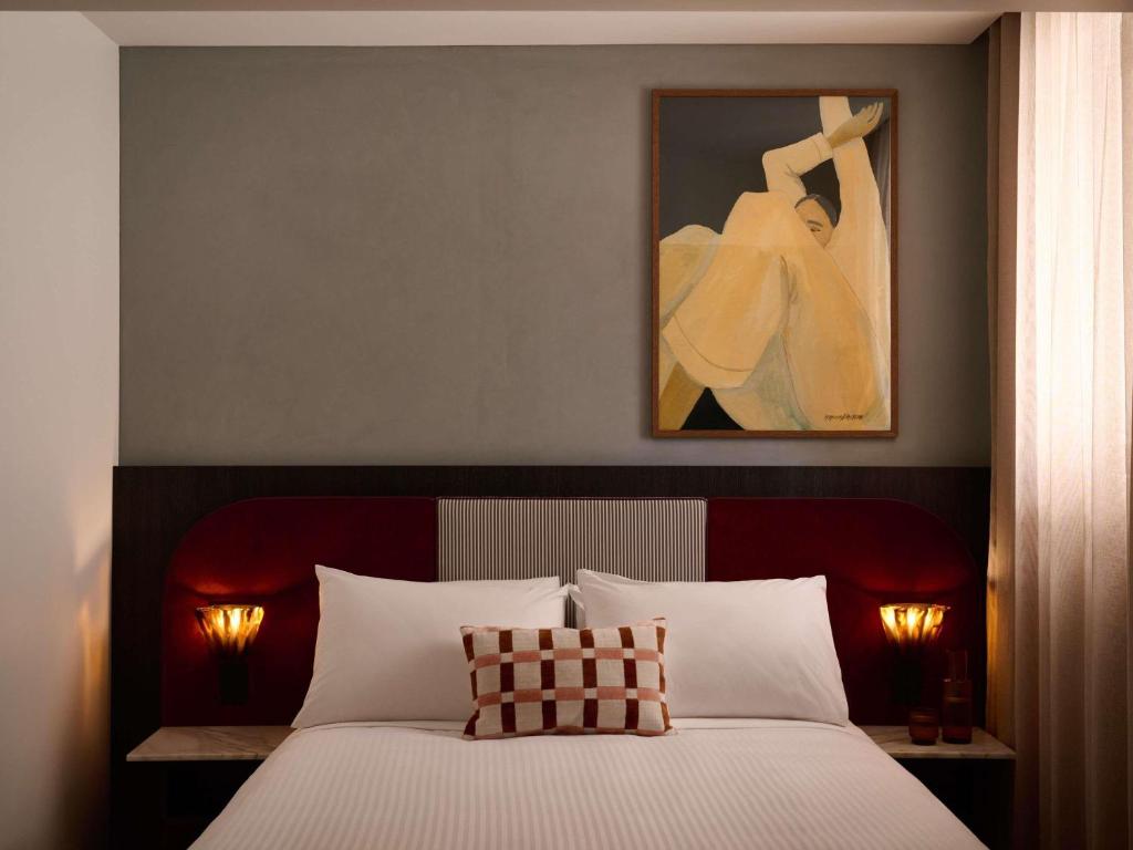 Hotel Morris Sydney, Handwritten Collection Room Type - Bambina Queen Room