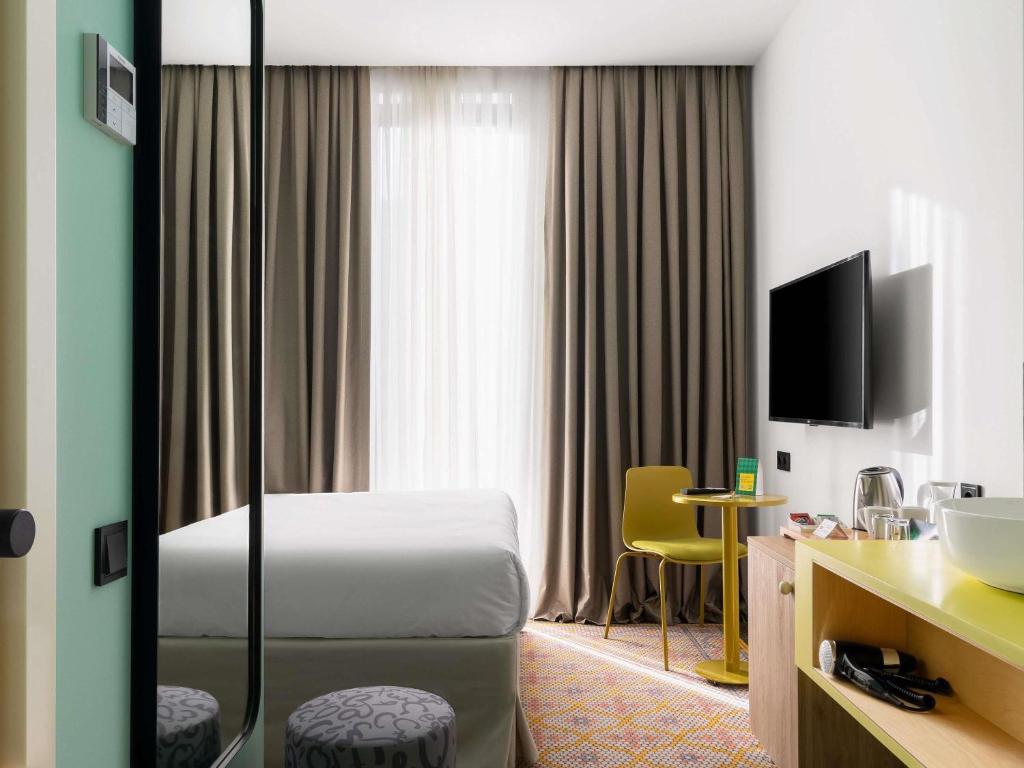 Ibis Styles Old Tbilisi - Tap to explore photos
