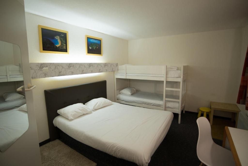 hôtel QUICK Palace Tours Nord Room Type - Family Room (2 Adults + 2 Children)