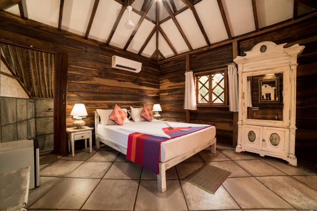 Двухместный (Деревянный коттедж на берегу океана), Little India Beach Cottages