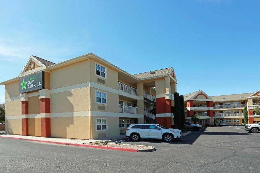 Extended Stay America Suites Tucson Grant Road - Tap to explore photos