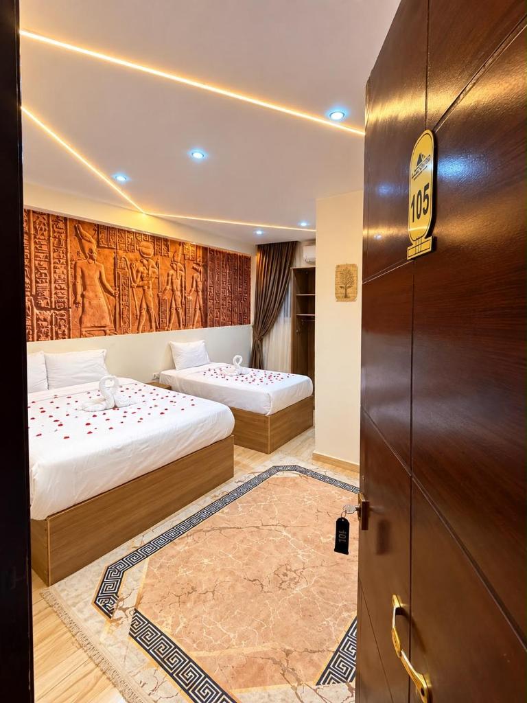 Locanda pyramids view, Sheikh Zayed
