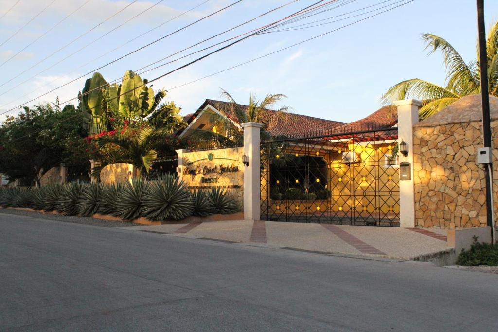 Alona's Coral Garden Resort (Adult-Only) photo 4