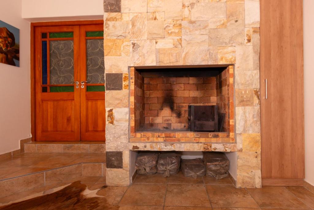 Oubaai Ocean View Private Self catering rooms Herolds Bay - Tap to explore photos