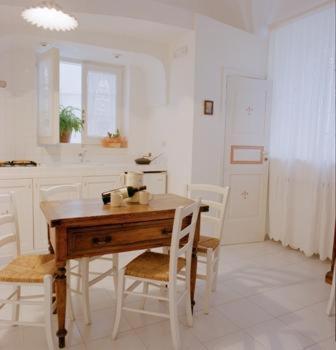 Villaggio In Case Sparse Nel Centro Storico Room Type - Two-Bedroom Apartment (5 Adults)
