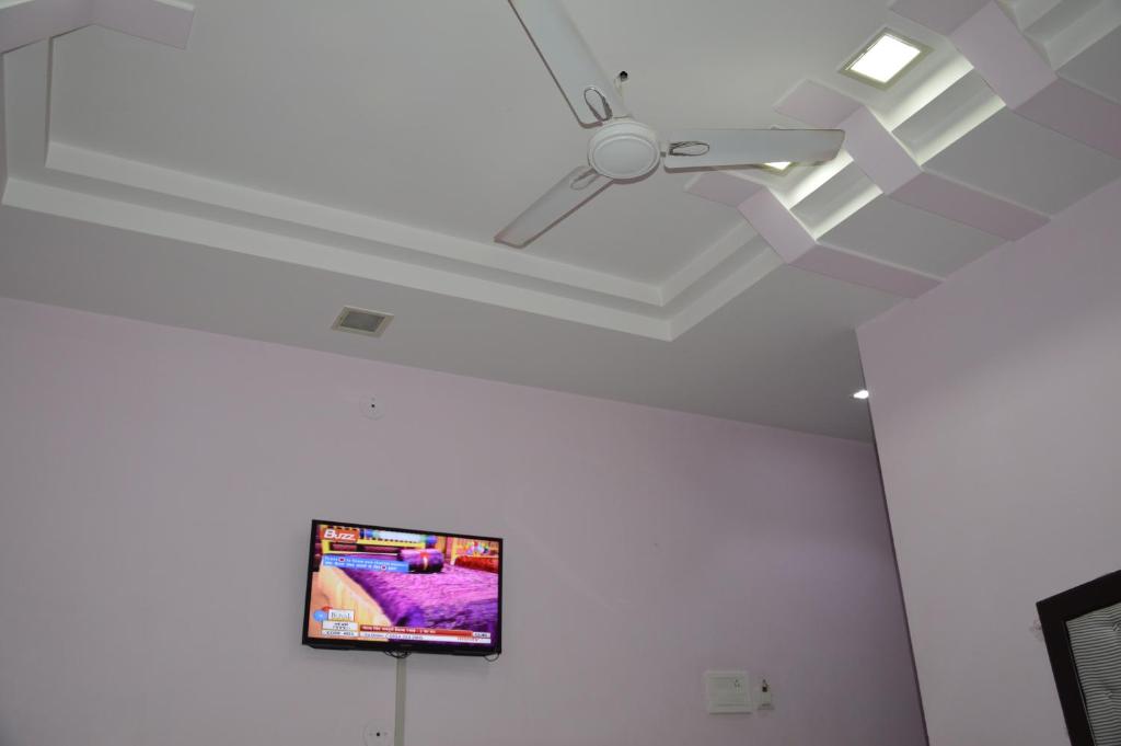 Двухместный (Двухместный номер Делюкс с 1 кроватью), Galaxy Inn