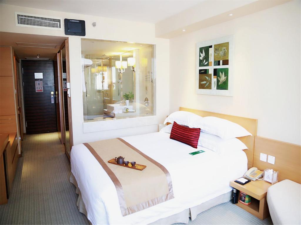 Двухместный (Only for Mainland Chinese Citizens with Chinese ID Card - Executive Double Room), Jing Lun Hotel