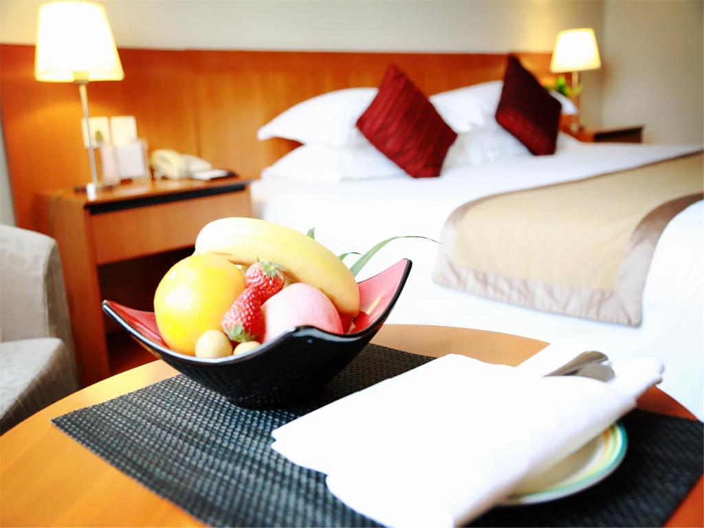 Двухместный (Only for Mainland Chinese Citizens with Chinese ID Card - Deluxe Double or Twin Room), Jing Lun Hotel