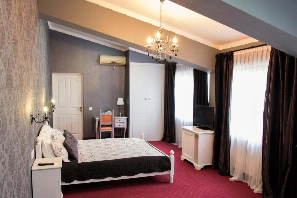 Сьюит (Полулюкс), Old City Bucharest NF Hotels