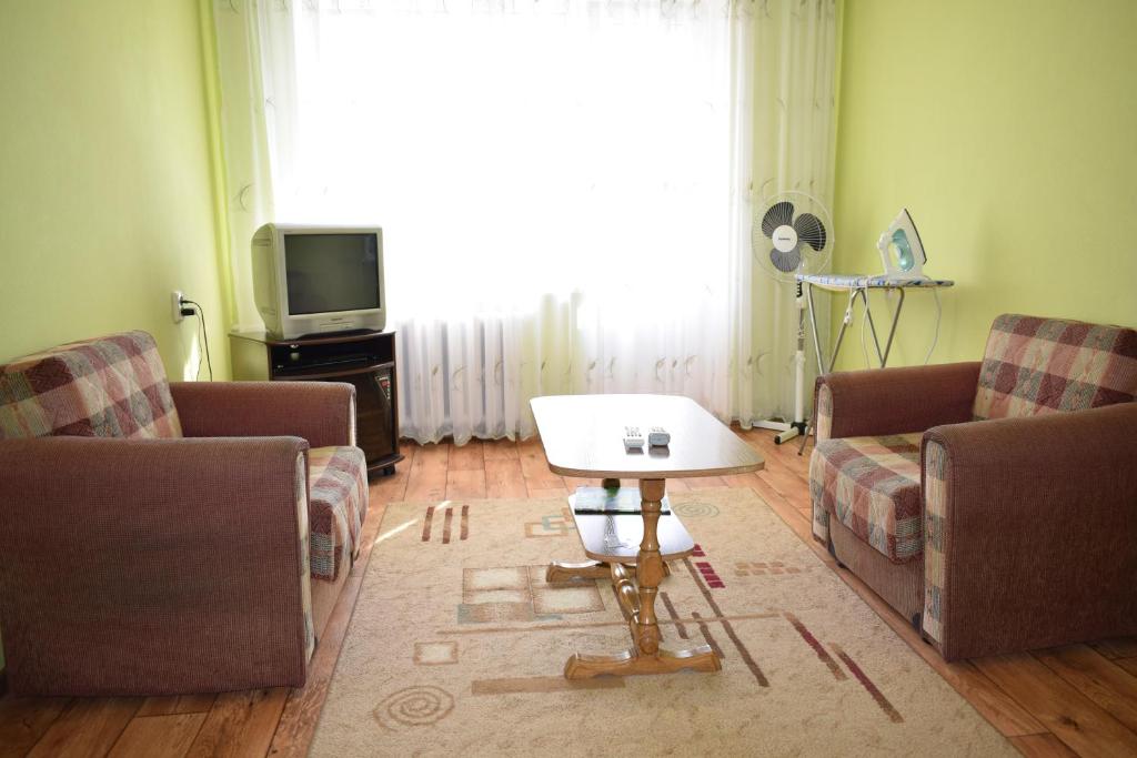 Apartment on Vasylya Chervoniya 67 photo 4