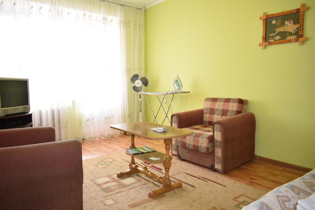 Apartment on Vasylya Chervoniya 67 photo 3