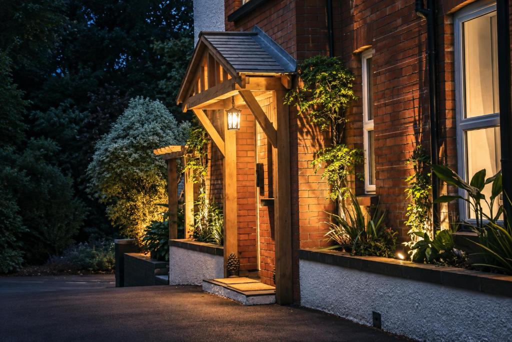No8 Barnfield, Devon