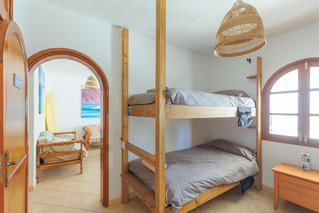 Pura Vida Surf House