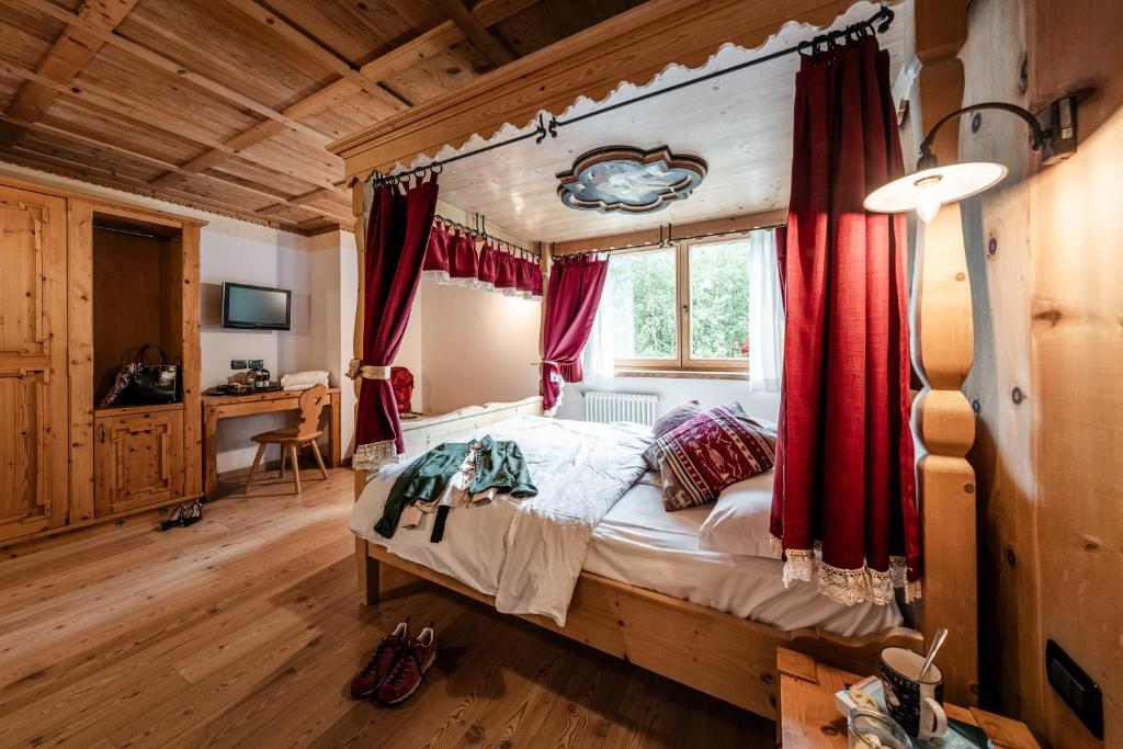 Hotel Chalet Alpenrose Bio Wellness Naturaktivhotel, Lienz