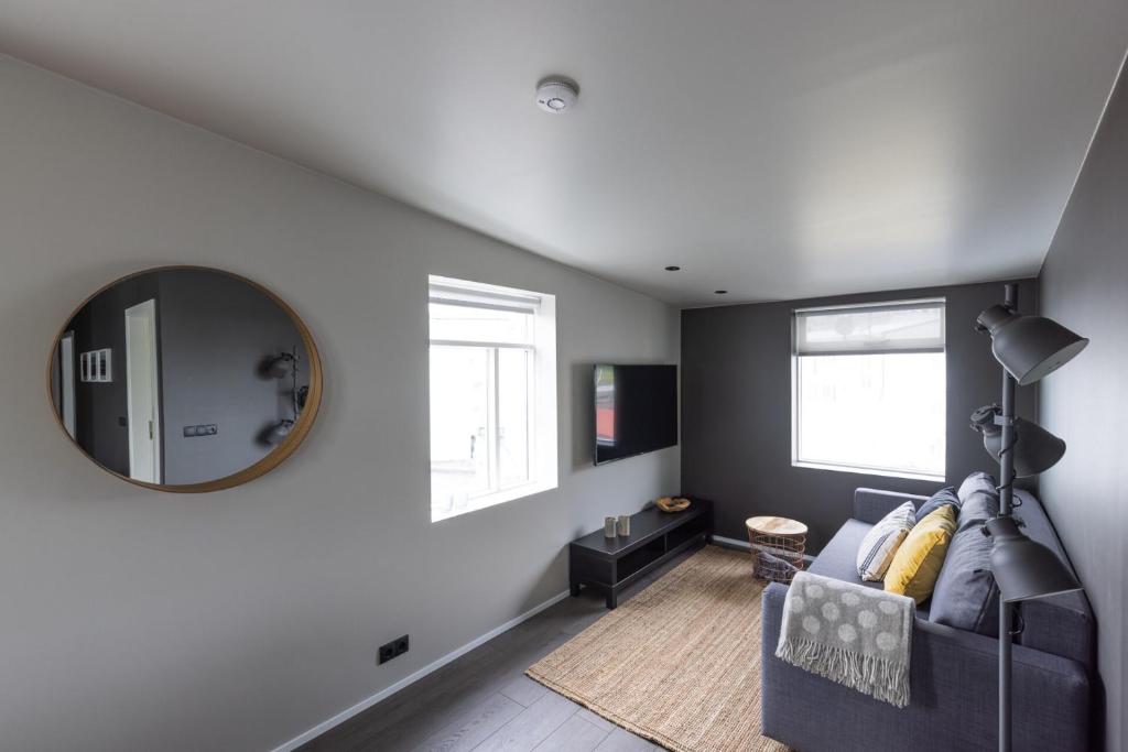 Acco Luxury Apartments - Tap to explore photos