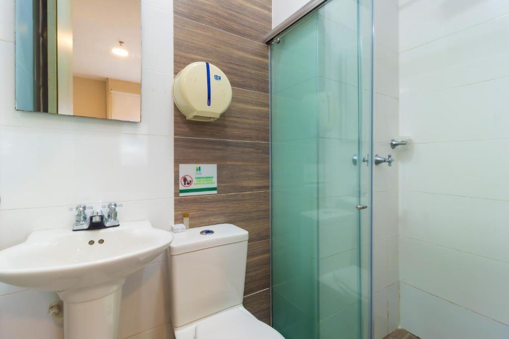 Hotel Aixo Suites By Geh Suites - Tap to explore photos