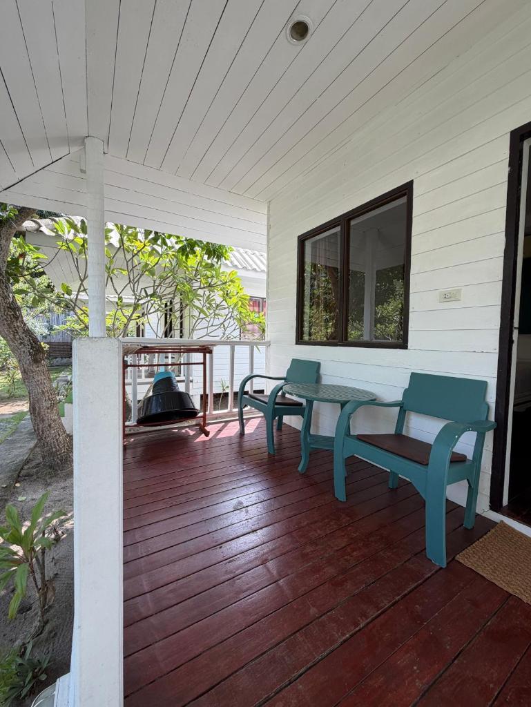Apichada Beach Resort Room Type - Double Room with Garden View