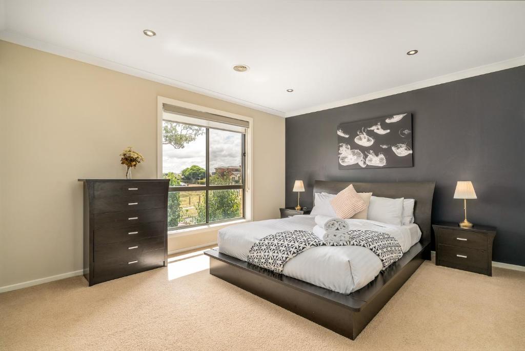 Superb 3BR Townhouse near Town Centre - Hosted by Canstay, Canberra