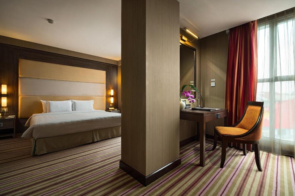 Двухместный (Special Offer - 24h Stay - Premier Executive Double or Twin Room), Silk Path Hanoi Hotel
