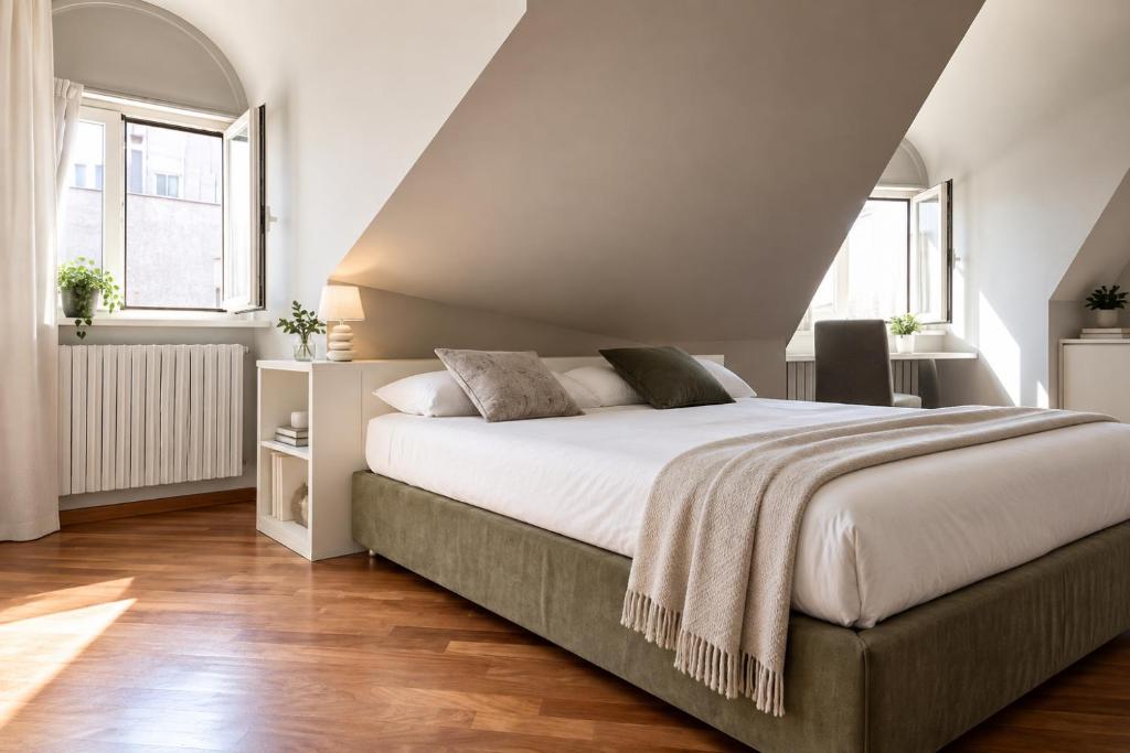 ComeCasa Mole Antonelliana view Terraced Attic, Turin