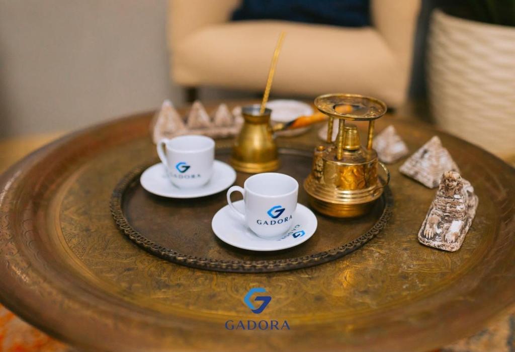 The Traveler's Nile Retreat-Work, Heal & Wake to Pyramids - Tap to explore photos
