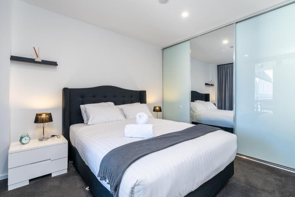 Park Avenue Apt in the Heart of the City, Canberra