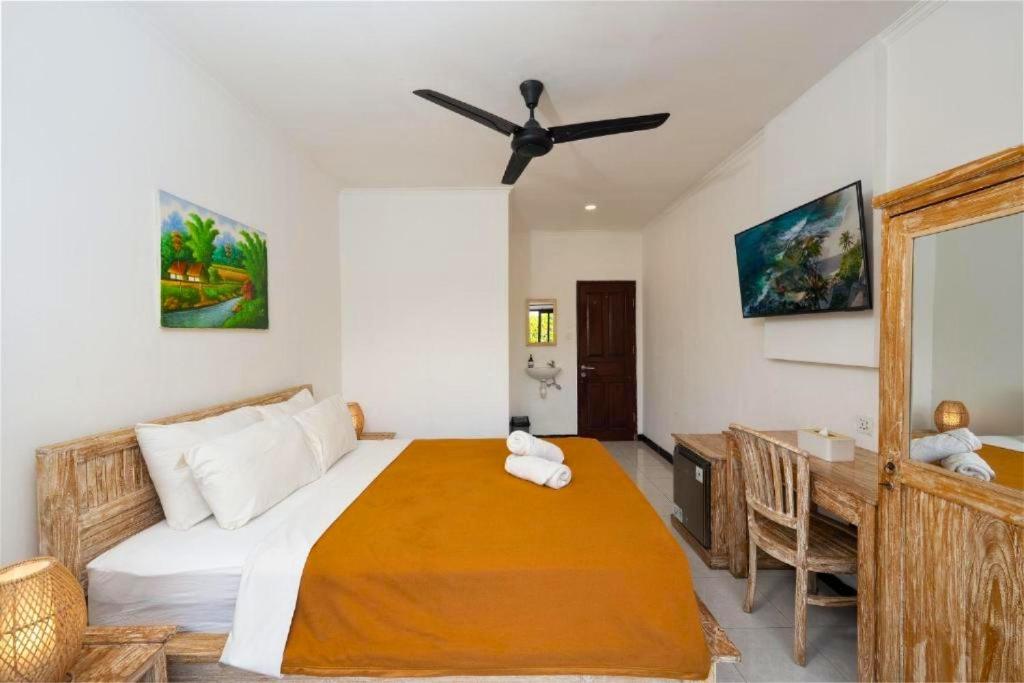 Summer of Surf Hostel Uluwatu Room Type - Double Room with Private Bathroom