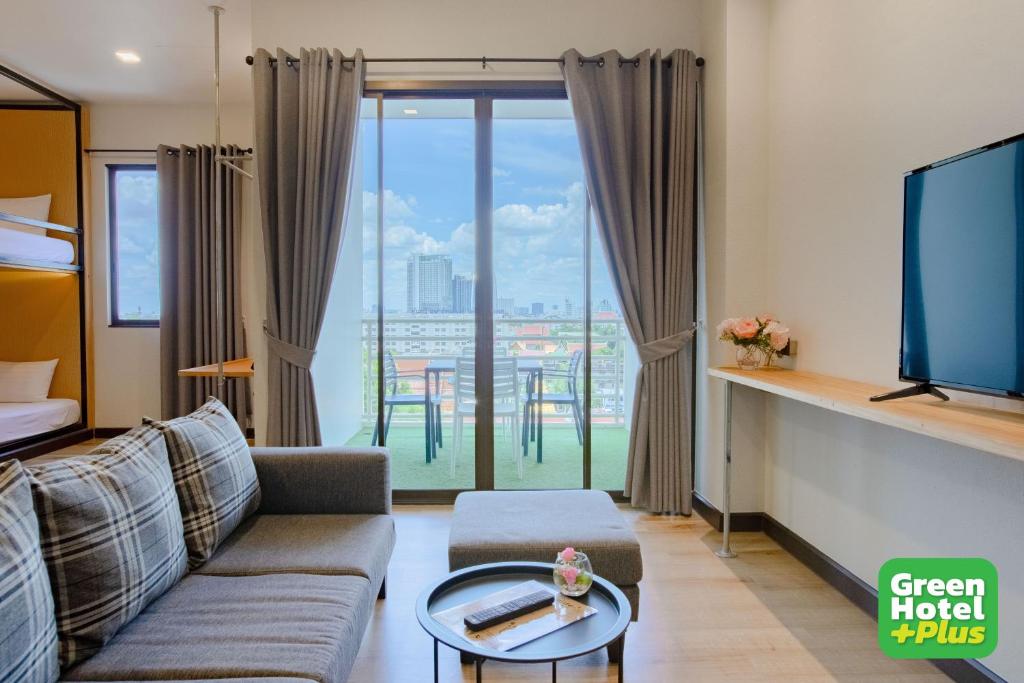 The Royal River Hotel Room Type - Bunk Bed with Private Balcony Room The Royal River Hotel Room Type - Bunk Bed with Private Balcony Room