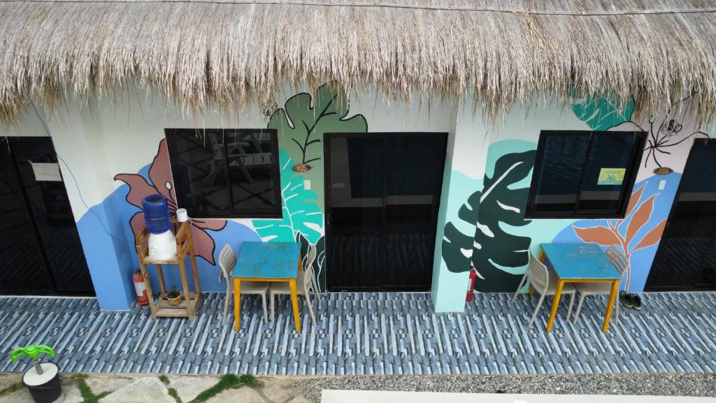 Camotes Backpackers Hostel