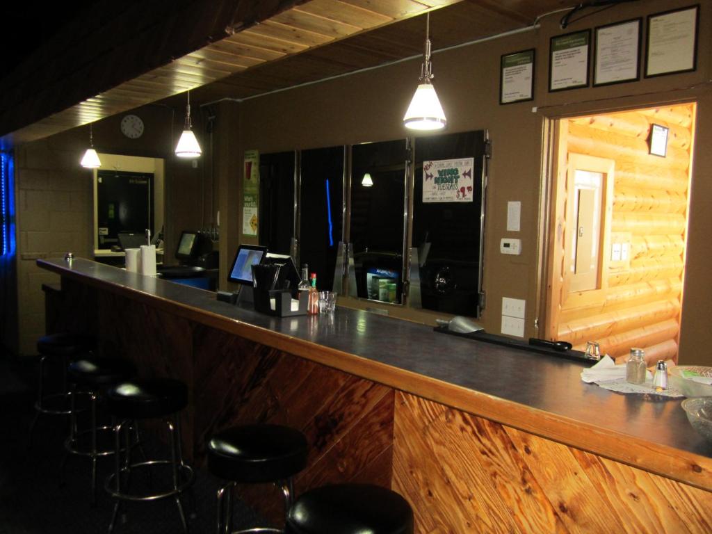 Shoal Lake Motor Inn photo 3