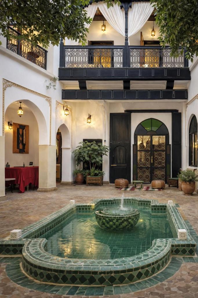 Riad ABBASSIA Marrakech Première - Authentic Medina Experience, Marrakech
