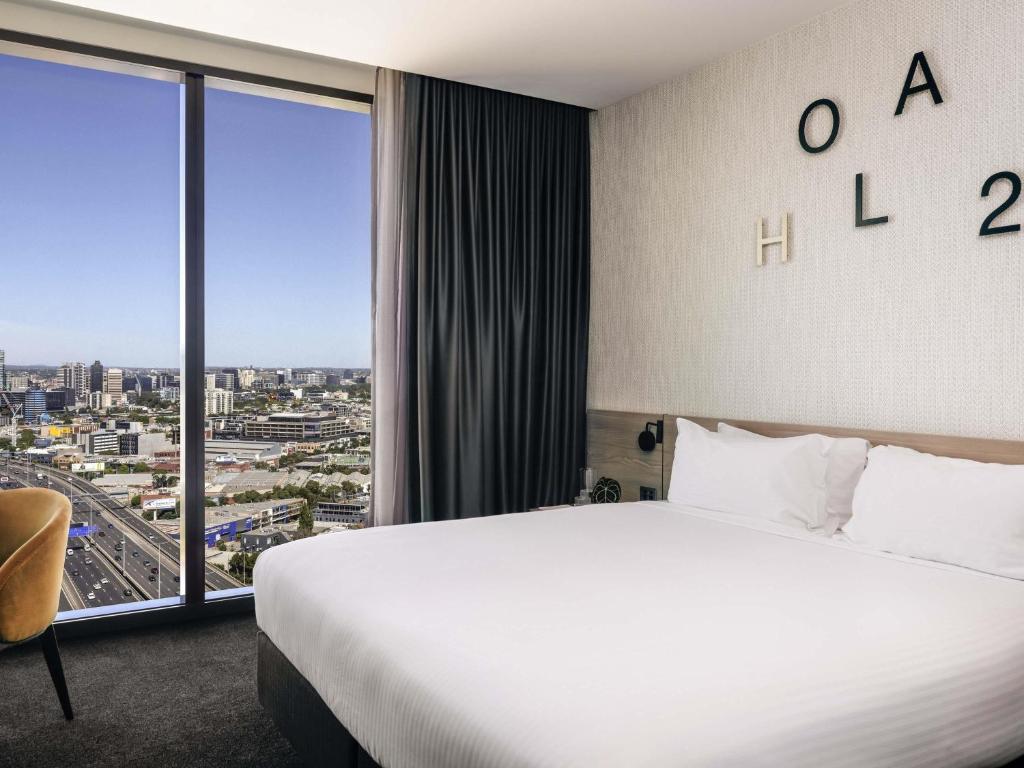 Novotel Melbourne South Wharf Room Type - Deluxe King Room
