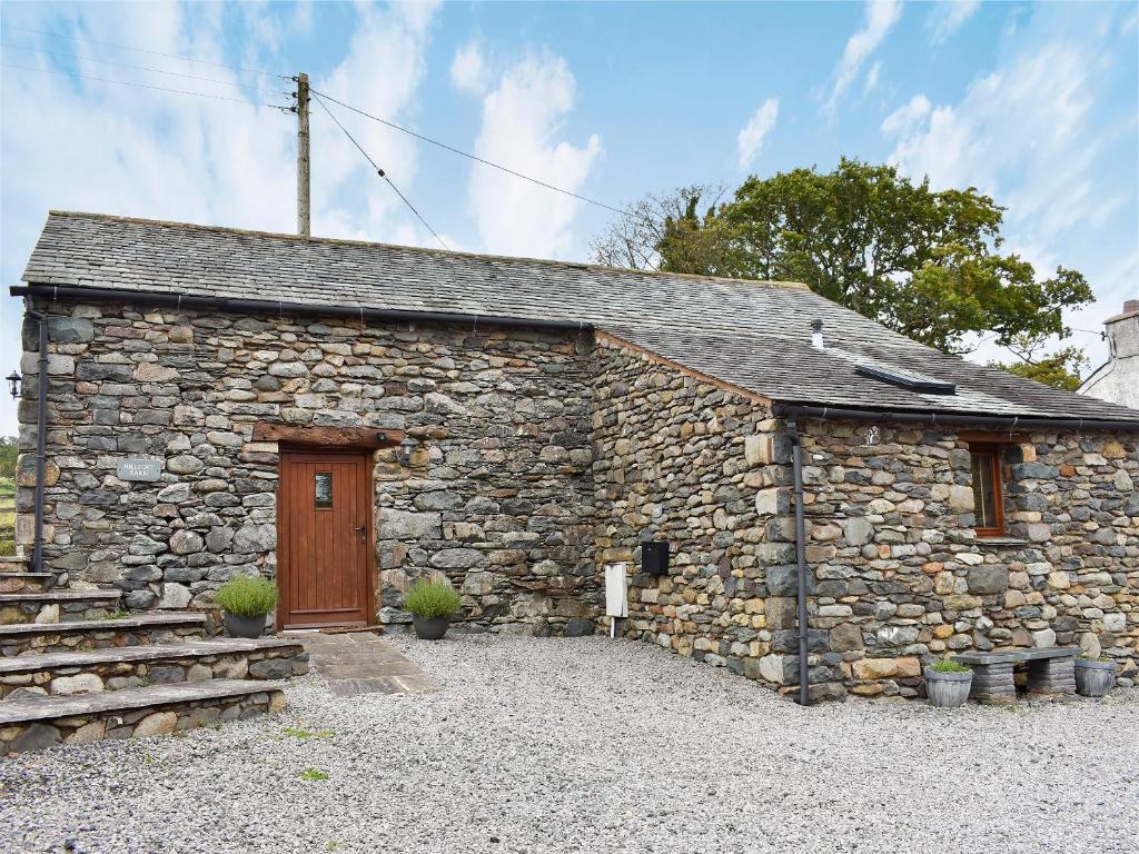 Hilltoft Barn